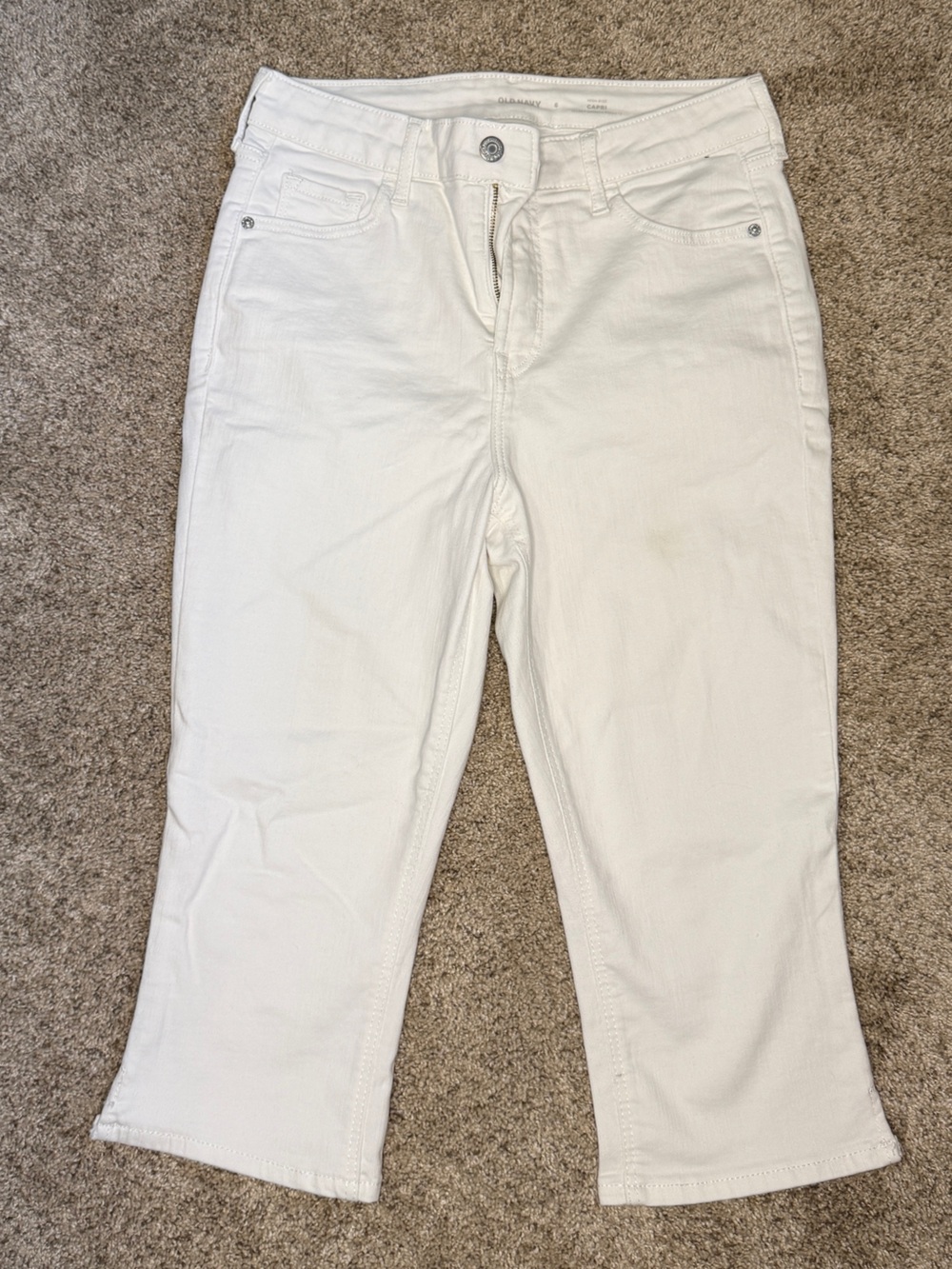 NWOT Old Navy Rockstar High-Rise Cropped Jeans White